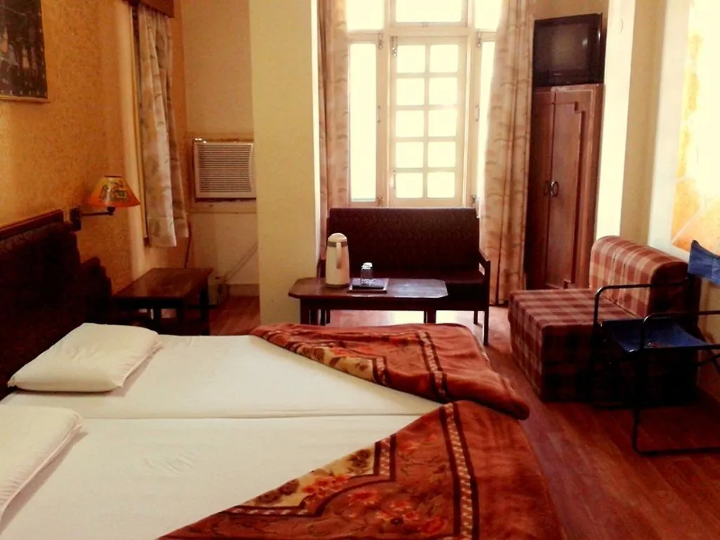 Hotel Kaveri Palace Udajpur