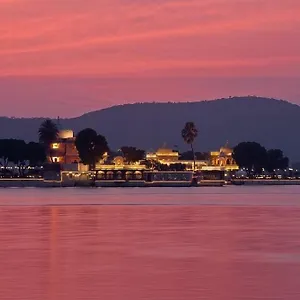 Jagmandir Island Palace - Grand Heritage Udaipur